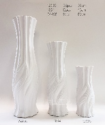 Ceramic vase with leaves